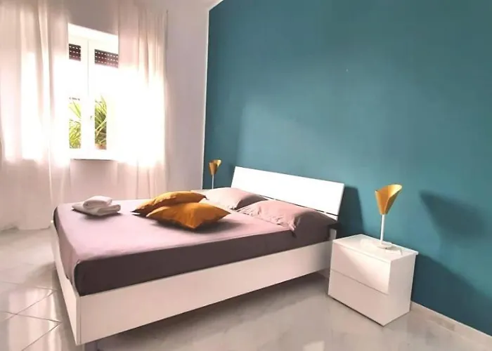 A Due Passi Dal Mare ベッド・アンド・ブレックファスト スカレア