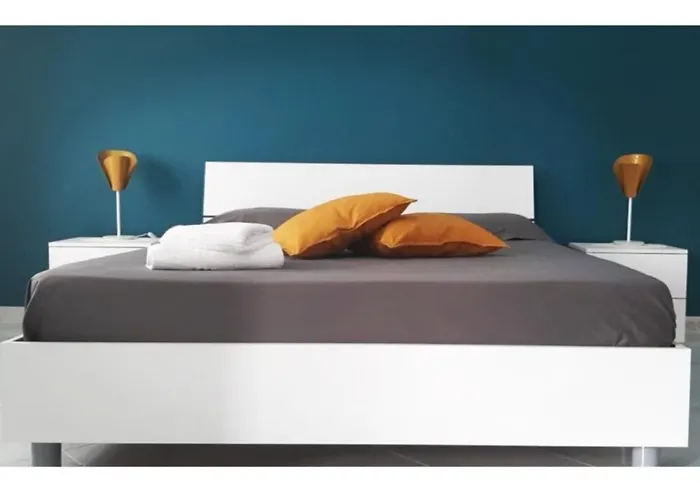 ベッド・アンド・ブレックファスト A Due Passi Dal Mare