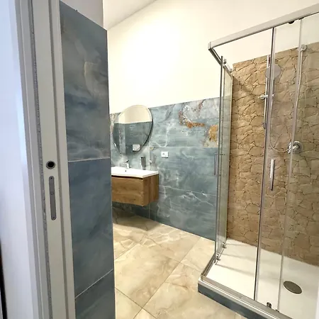 A Due Passi Dal Mare Bed & Breakfast