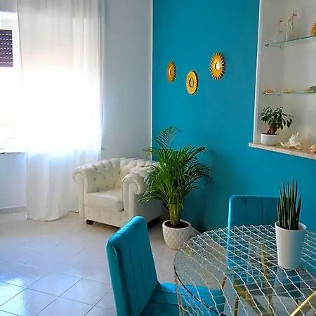 A Due Passi Dal Mare Bed and breakfast 4*